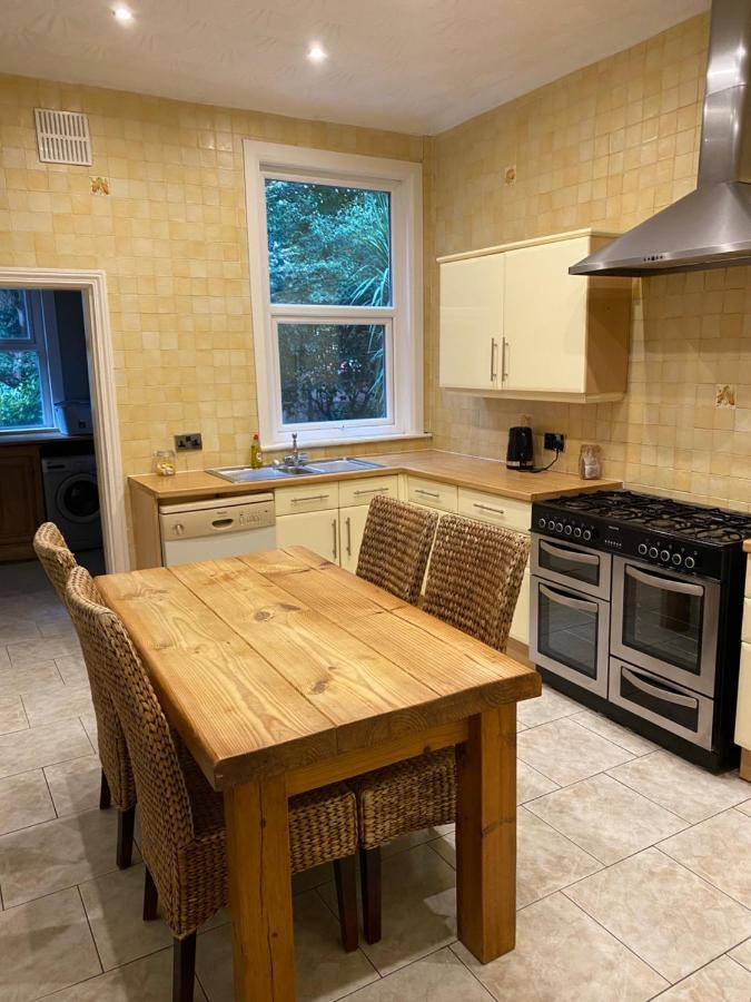 Villa With Park Views Close To Liverpool Centre Extérieur photo